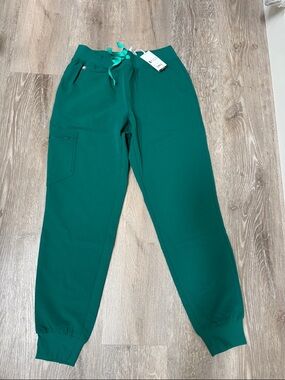 FIGS Hunter Green Jogger Pants